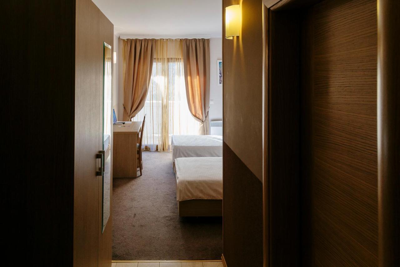 Spa&Hotel Studenac Trebinje Bagian luar foto
